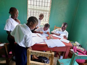 Grade 2 Girls At Vonzon Primary In Liberia Gather For Their After-school Lessons As Part Of The Girls’ Accelerated Learning Initiative (GALI), Which Was Recently Expanded From 20 To 40 Schools. This High-impact Program Provides An Academic Lifeline To Overage Girls At Risk Of Dropping Out.